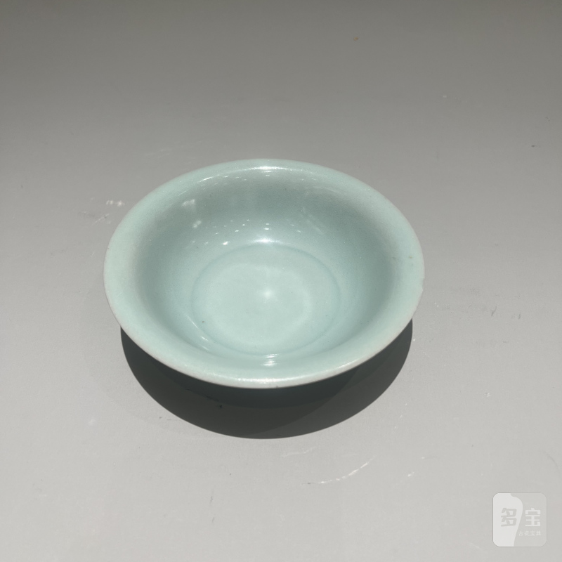 明代 龙泉窑粉青釉莲瓣洗 - 图11